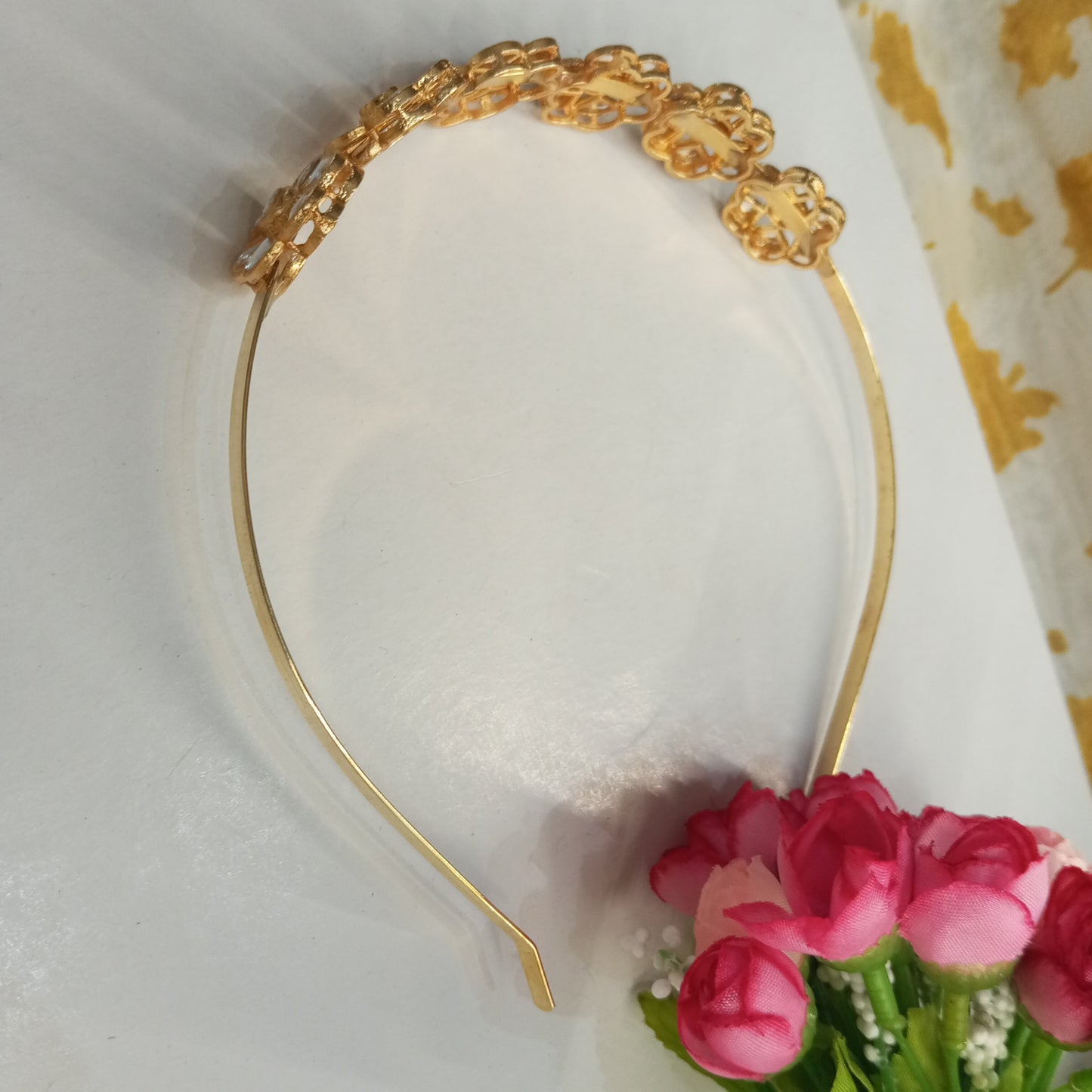 Mathapatti Headband- White