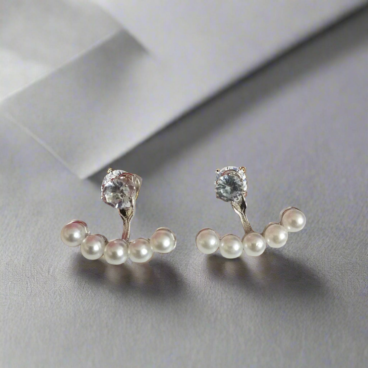 2 in 1 Earrings- Detachable Pearl Drop