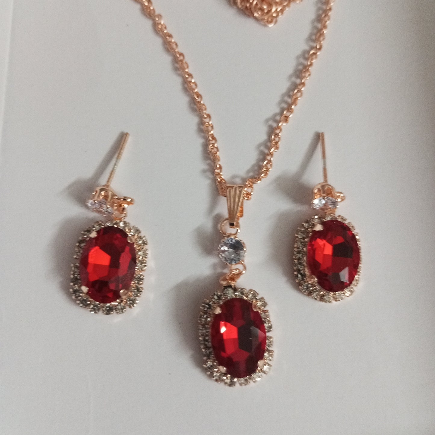 Chain with Pendant and Earrings