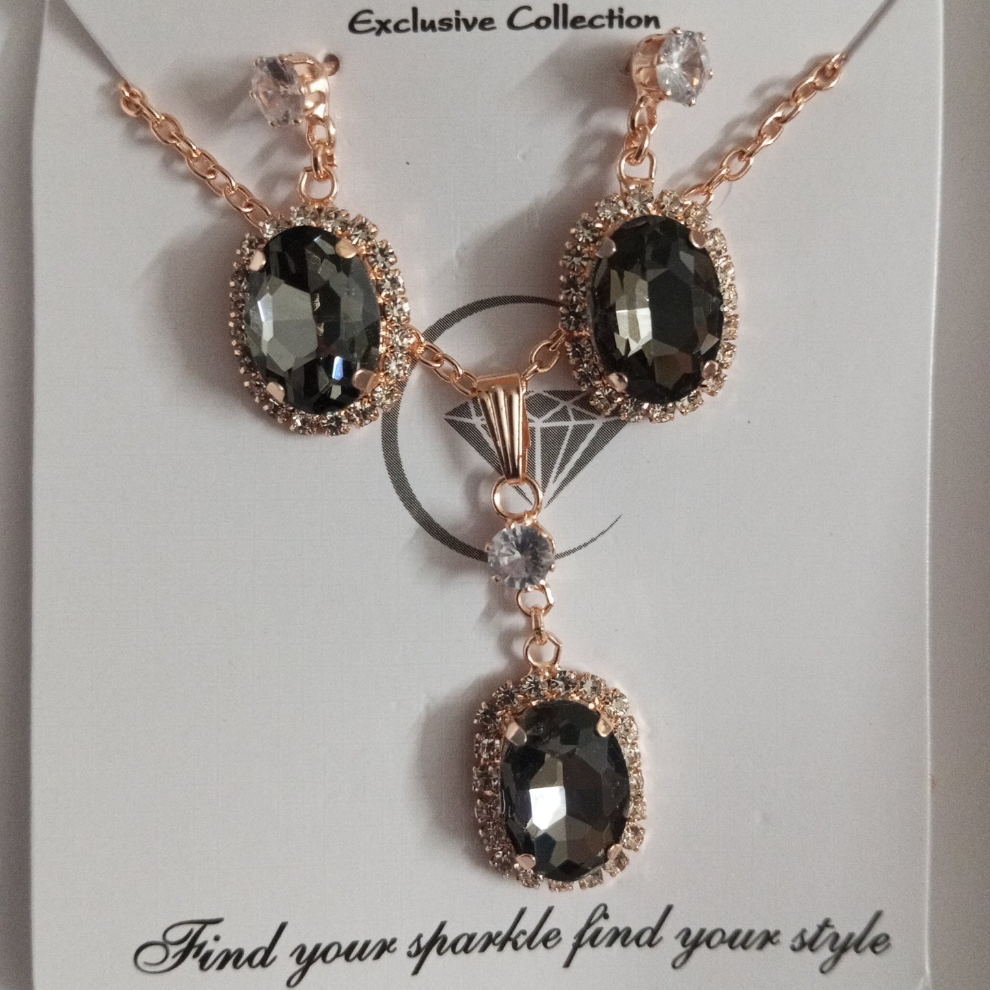 Chain with Pendant and Earrings