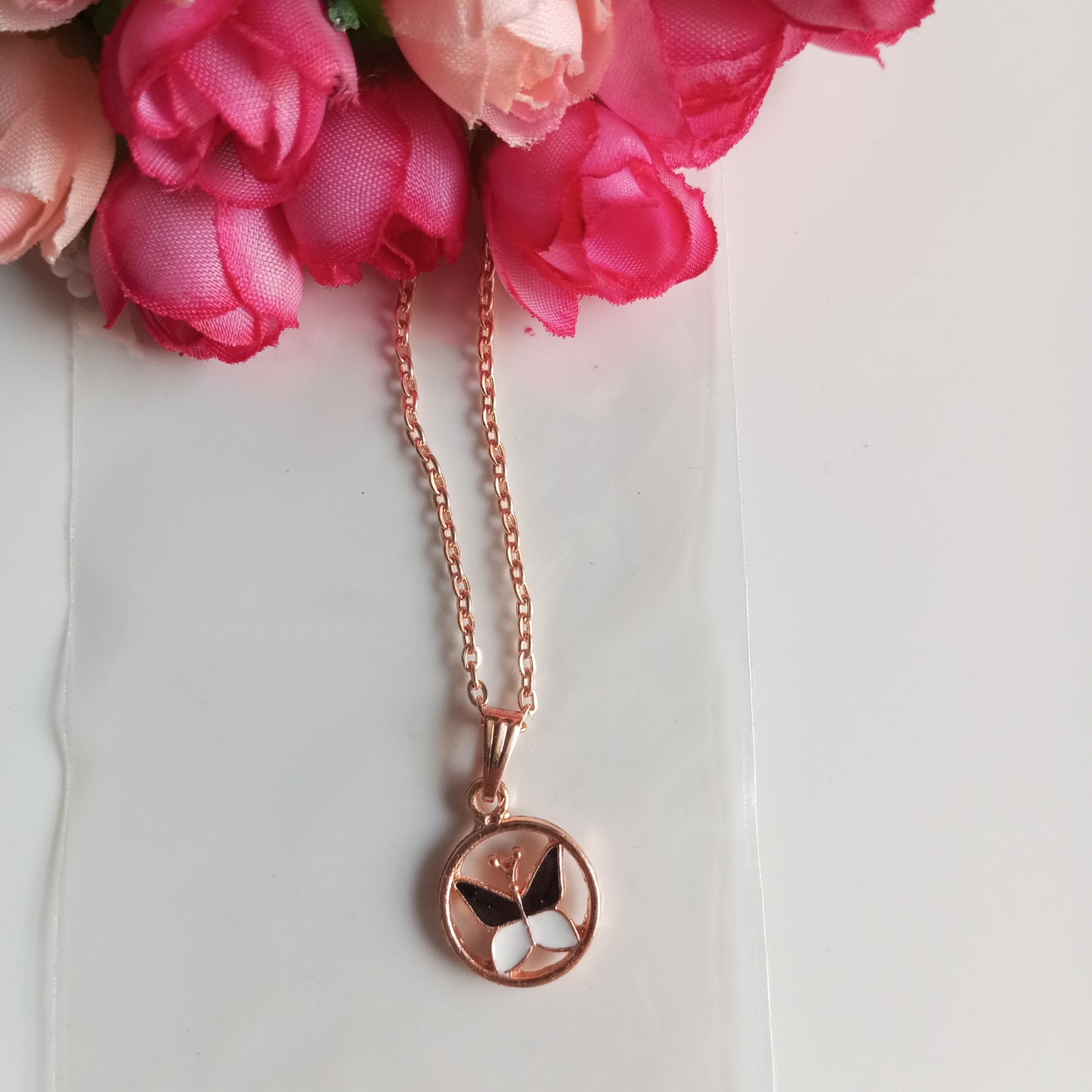 2 Butterfly Chains with Pendant