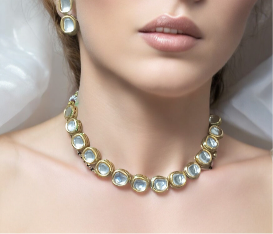 Kundan Aria Necklace Set