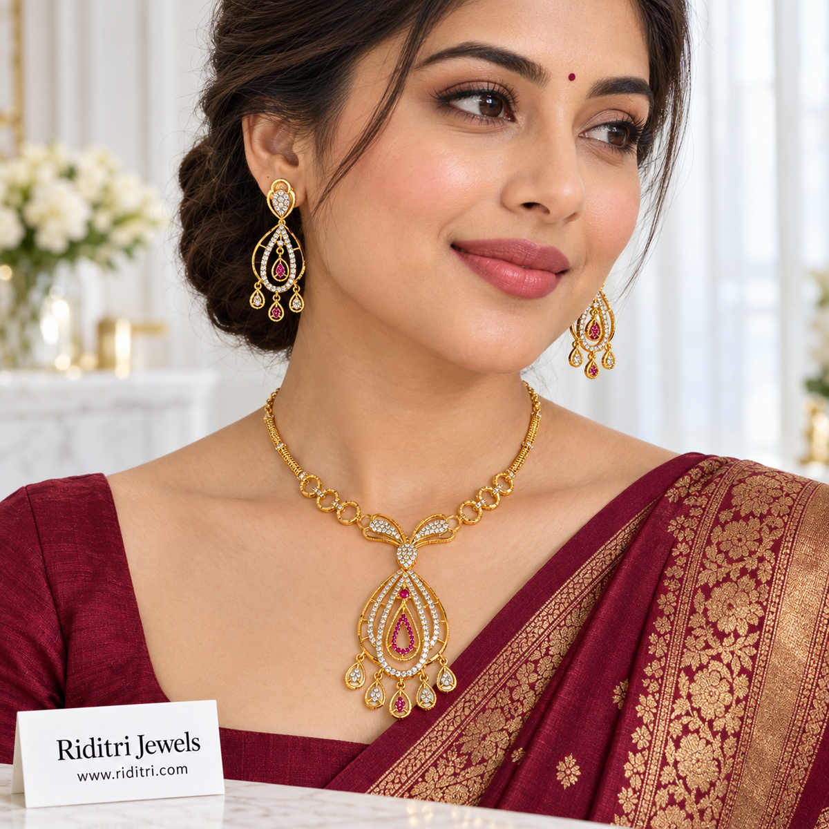 Roshni Gold Plated Pendant Necklace Set