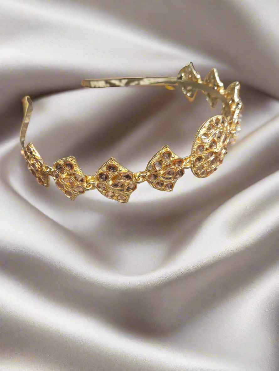Arya Mathapatti Headband