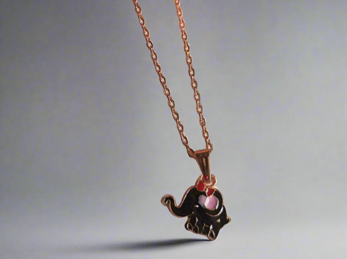3 Chains with Pendant