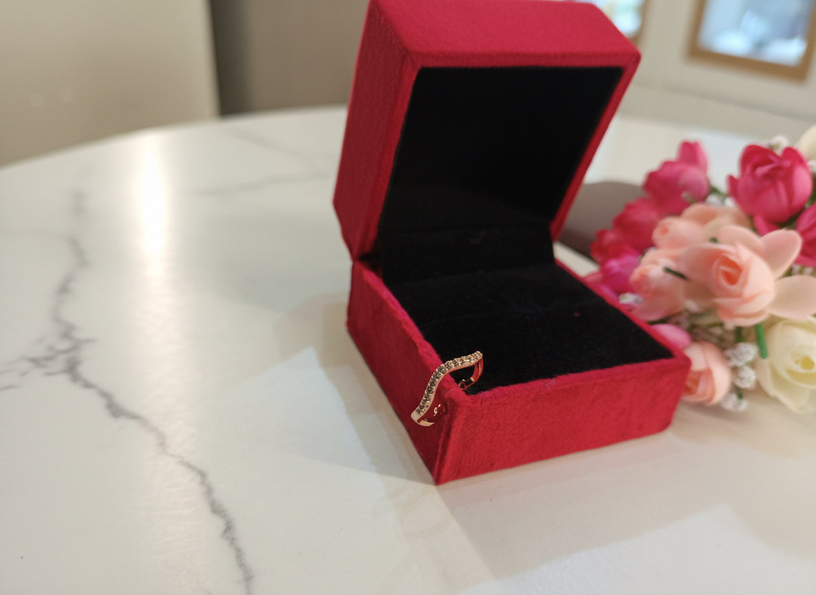 Adjustable Ring-cz studded