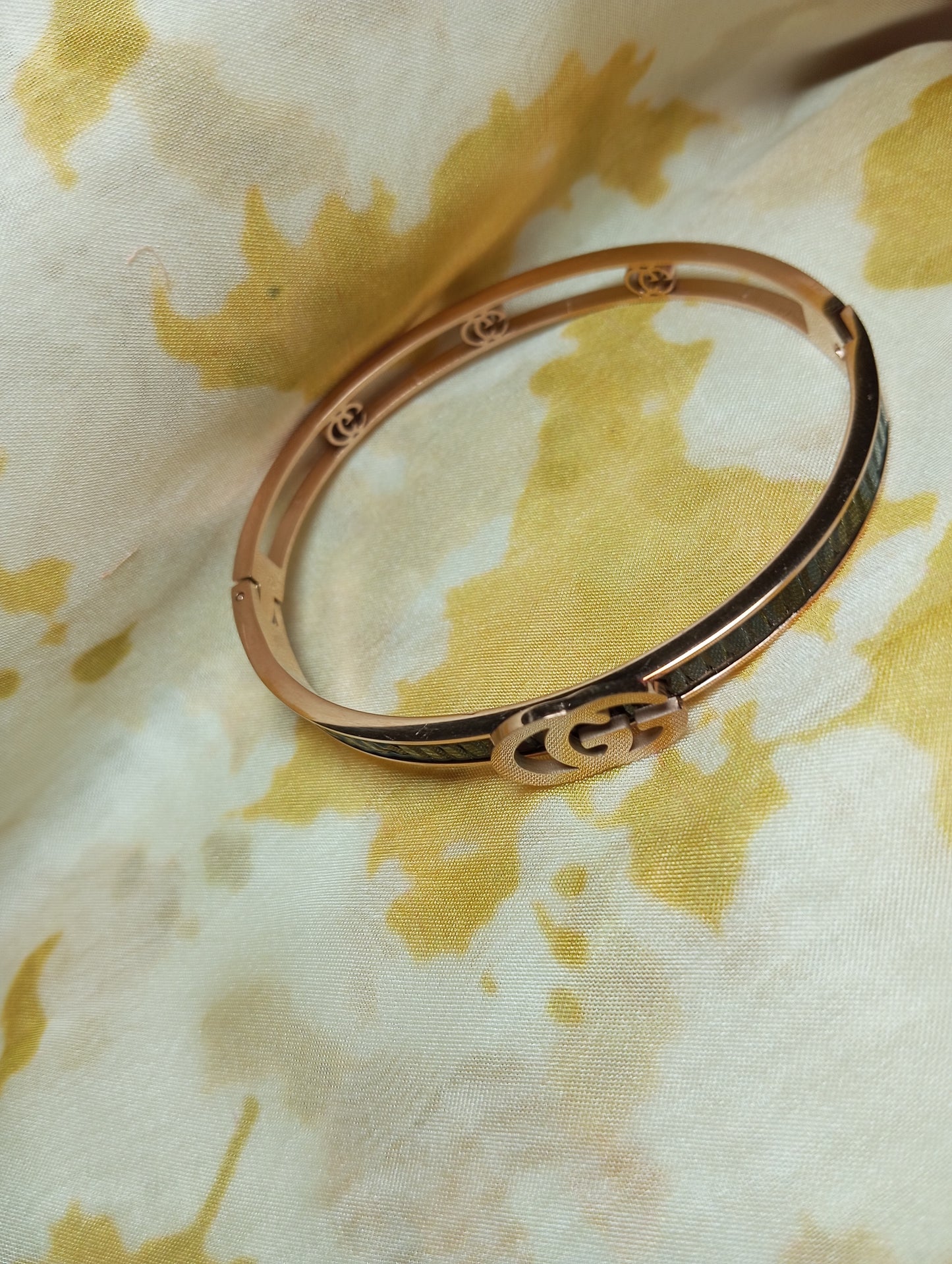 Anti Tarnish Rose Gold and Black Bracelet- Premium Quality