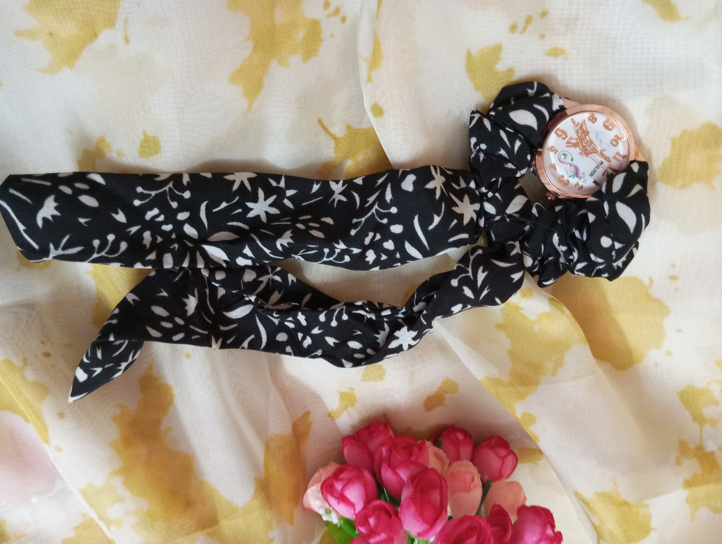 Ribbon Watch- Black and White