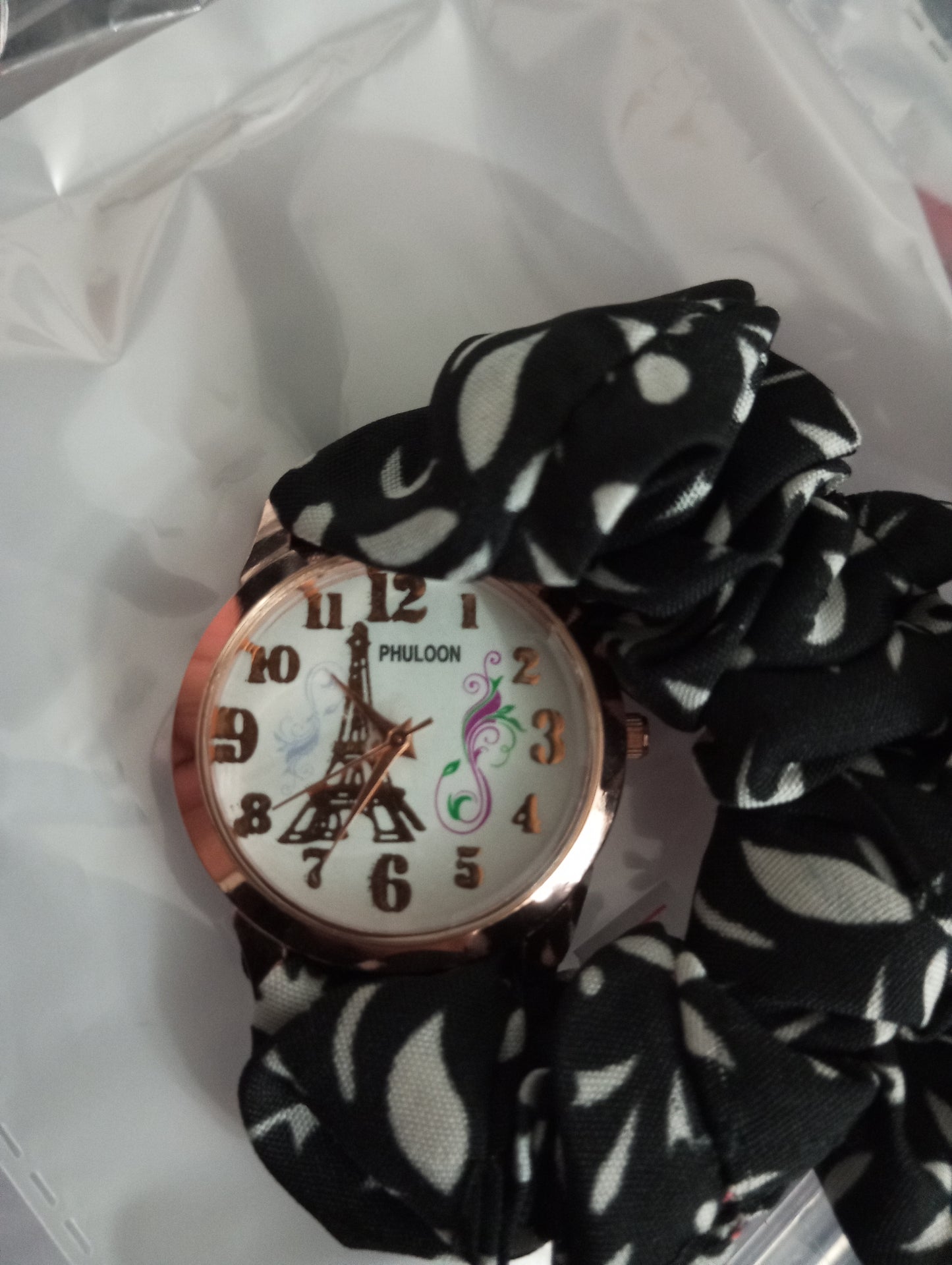 Ribbon Watch- Black and White
