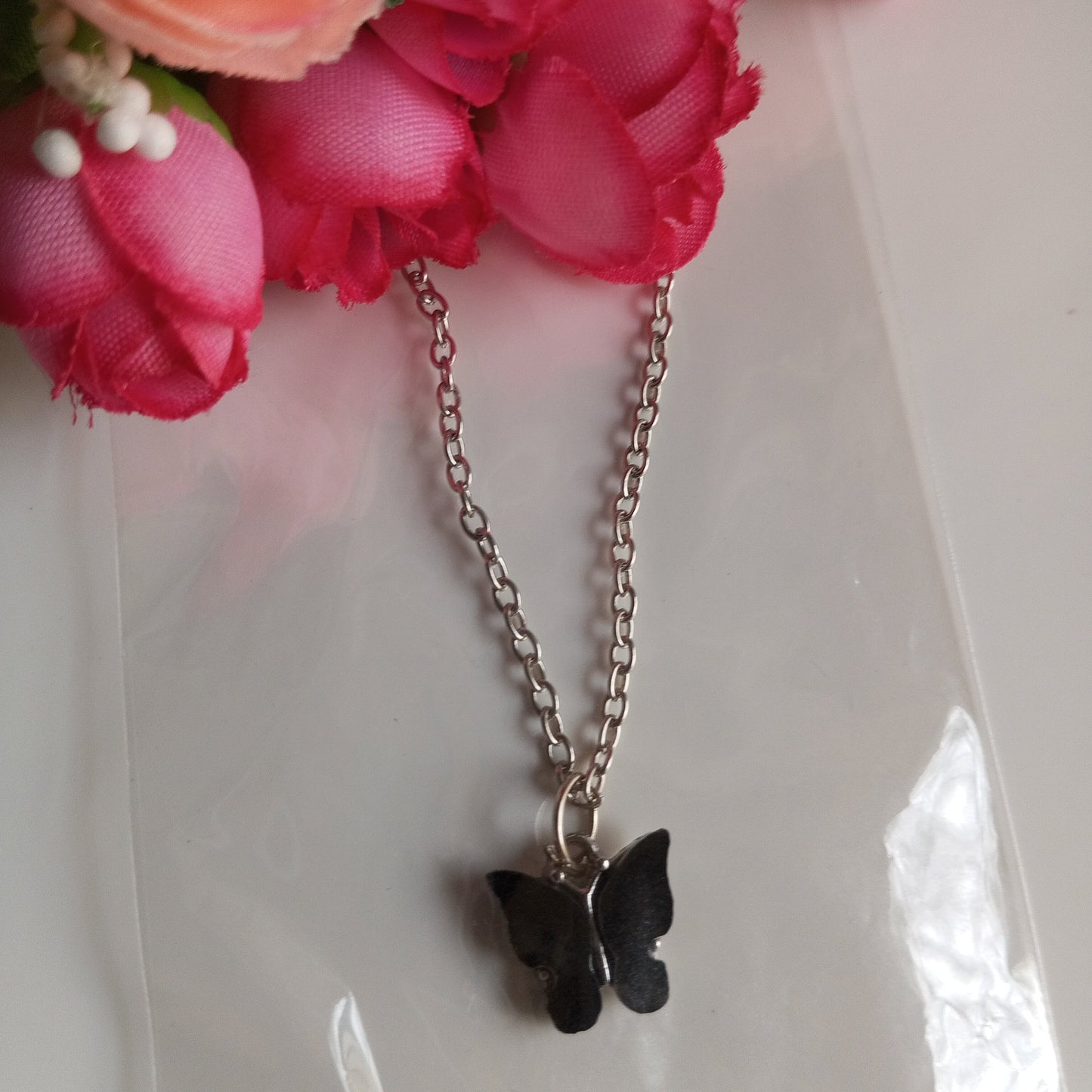 4 Chains with Pendant