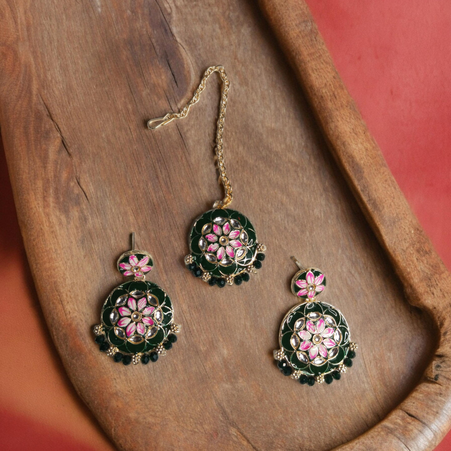 Aavya Green Choker Necklace Set