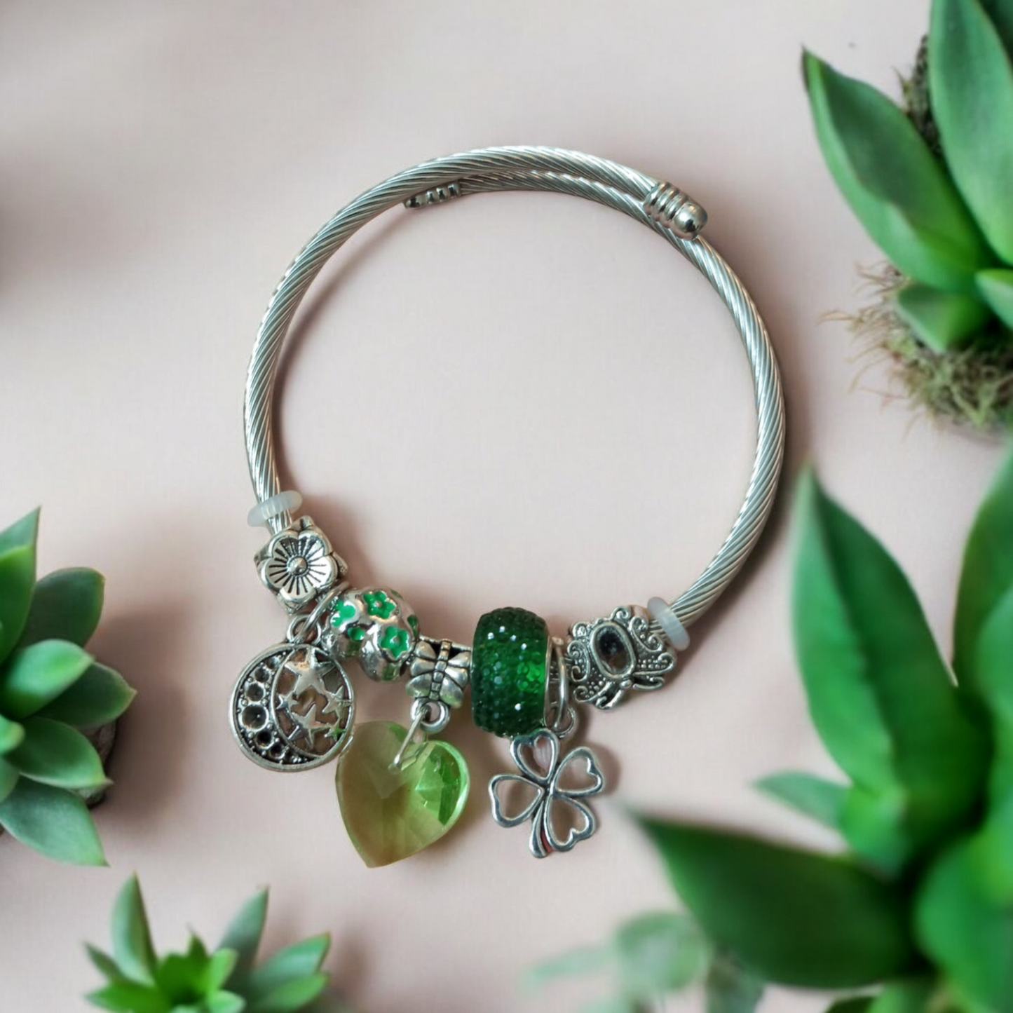 Green Silver Adjustable Bracelet v1