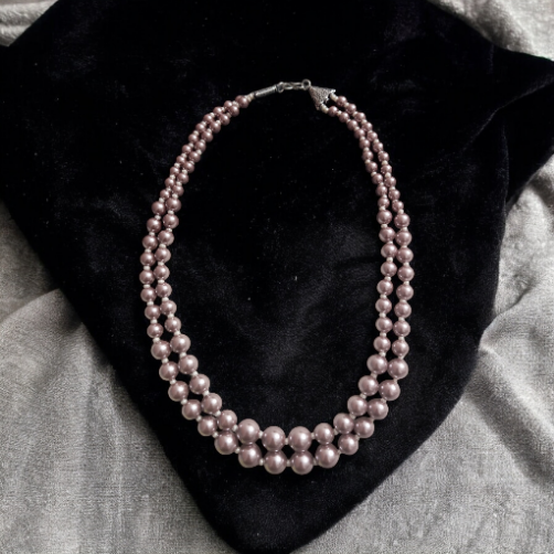 Aanvi Shell Pearl Necklace
