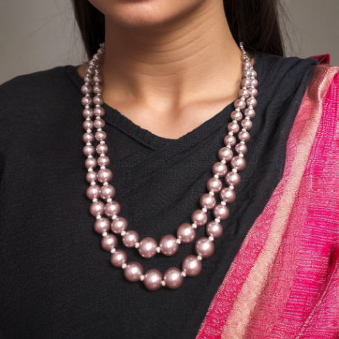 Aanvi Shell Pearl Necklace