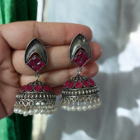 Varya Jhumka Earrings