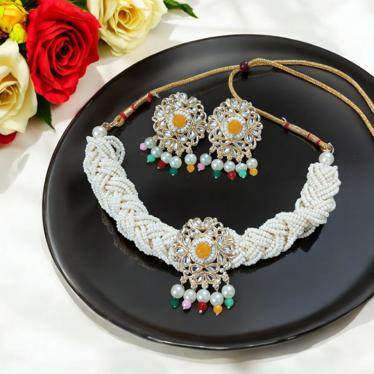 Vahini Necklace Set
