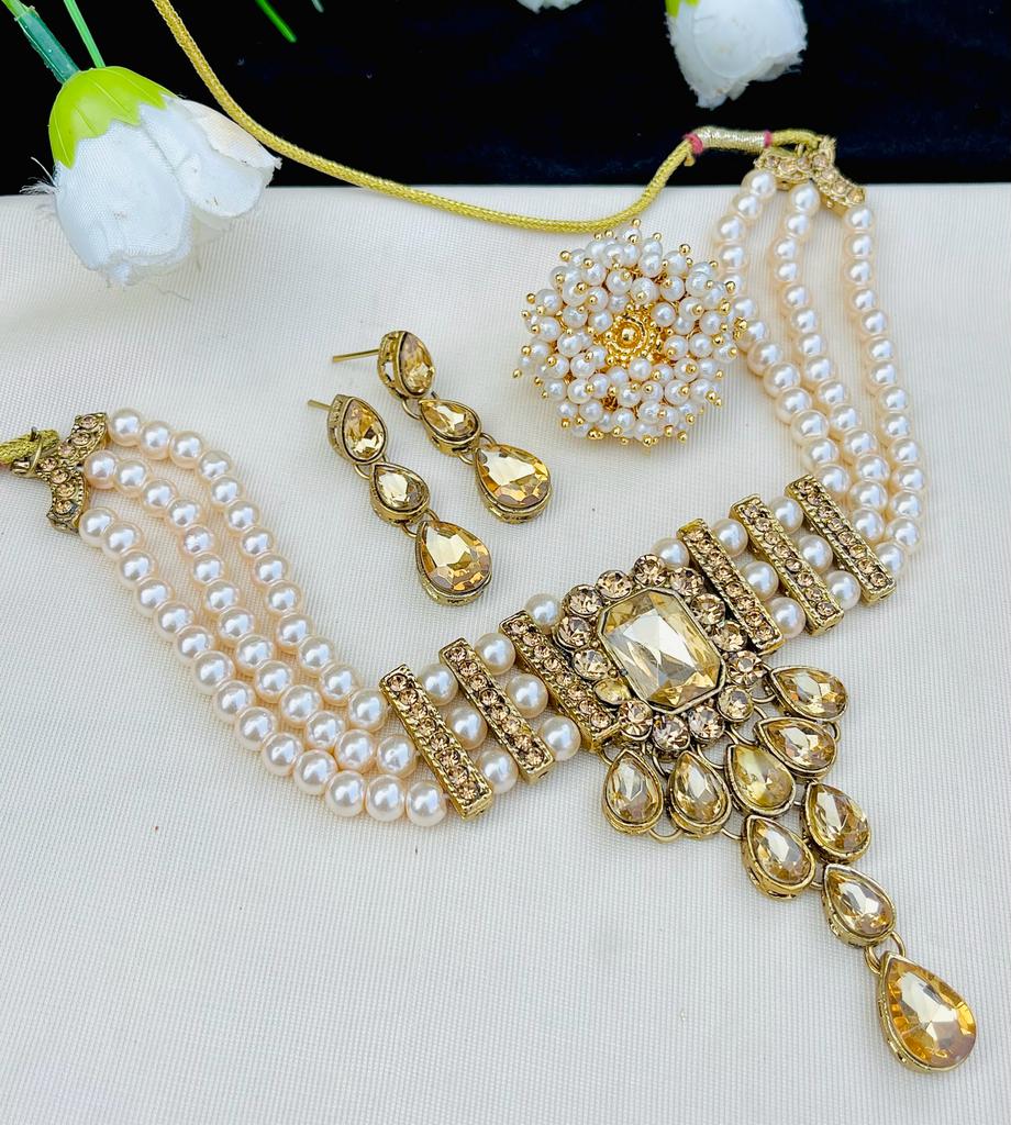Choker Set