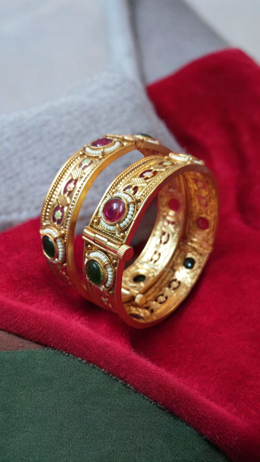 Antique Gold Varasi Bangles