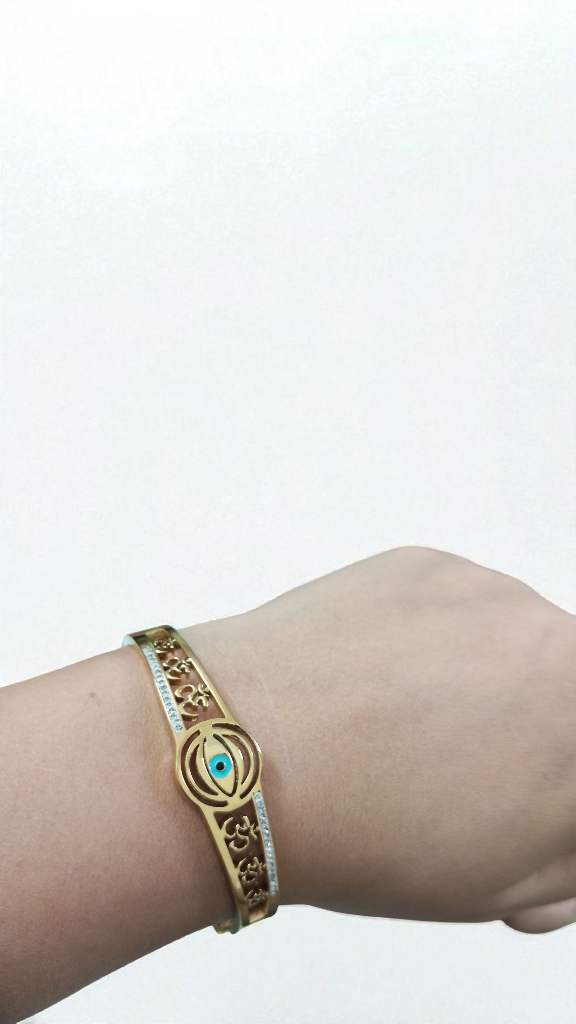 Anti Tarnish Om Bracelet