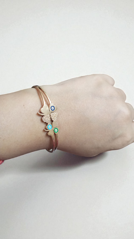 Anti Tarnish Two Flowers Bracelet
