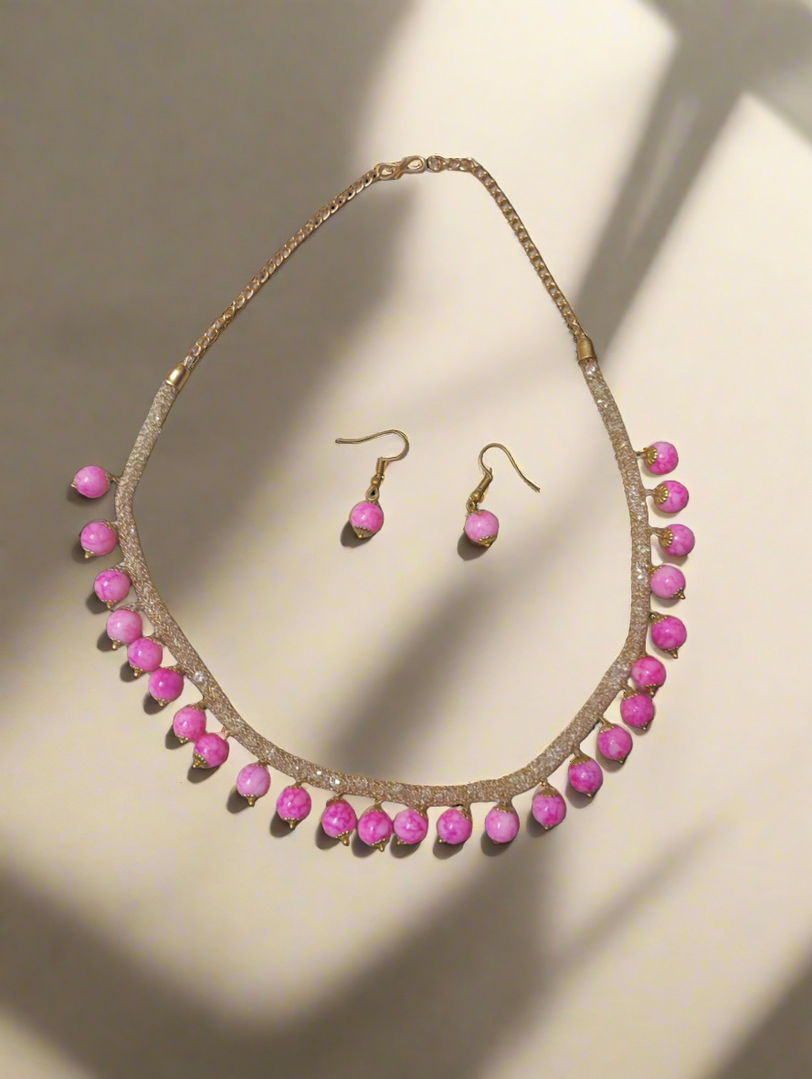 Fashion Necklace with Earrings v25