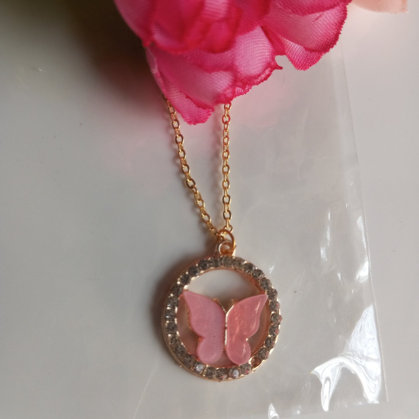 Chain with Pendant- cz Round Pink Butterfly