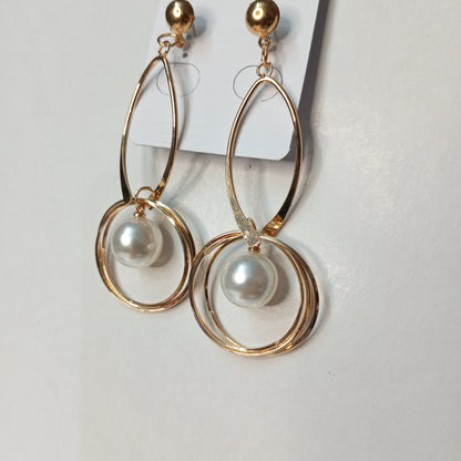 Sayesha Pearl Drop Earrings