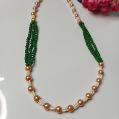 Beautiful Saga Green Necklace