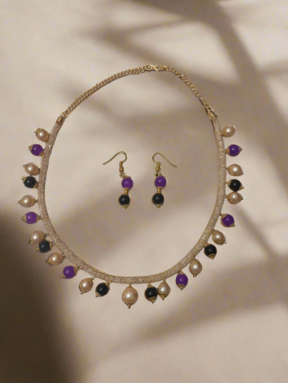 Fashion Necklace with Earrings v36