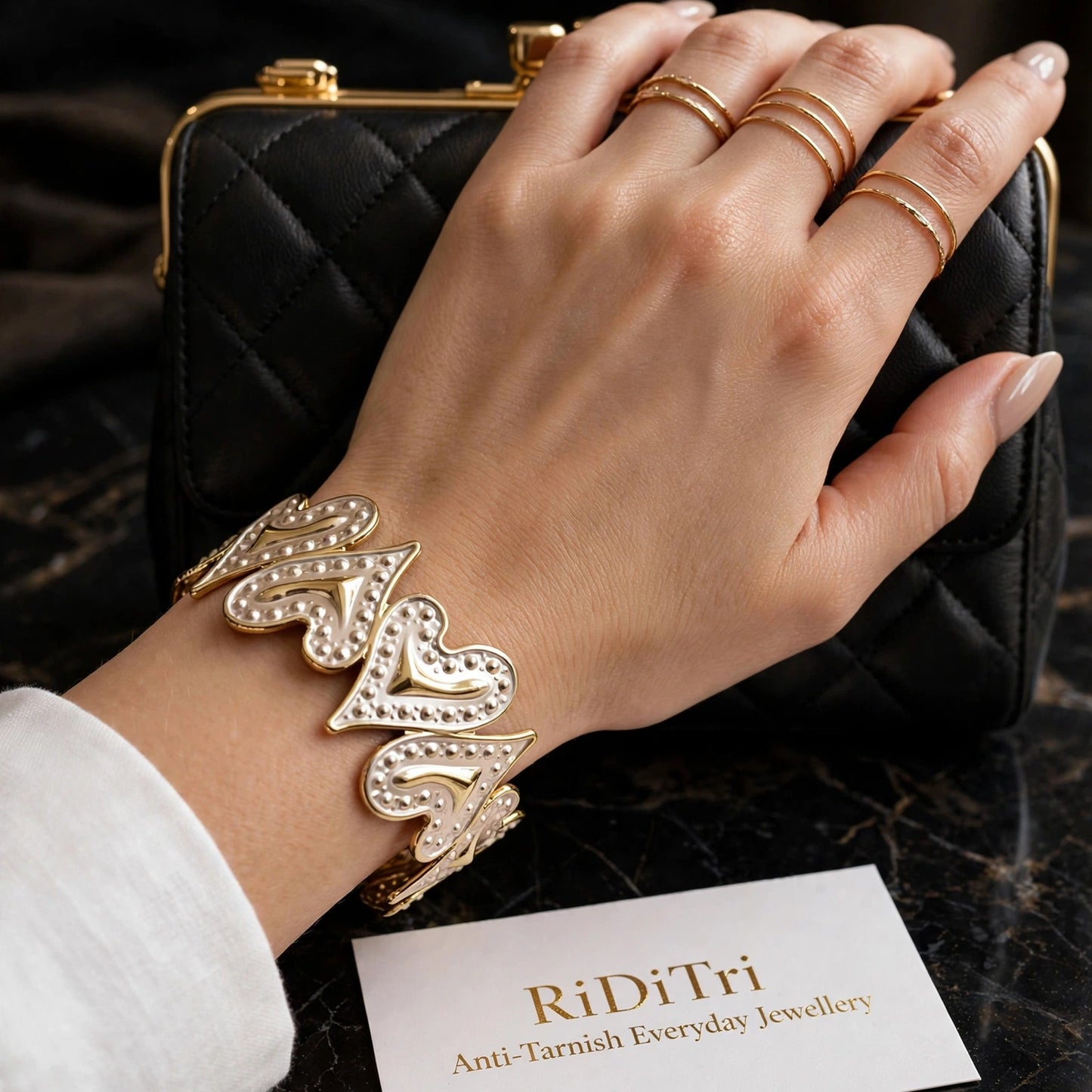 Hearty Adjustable Bracelet
