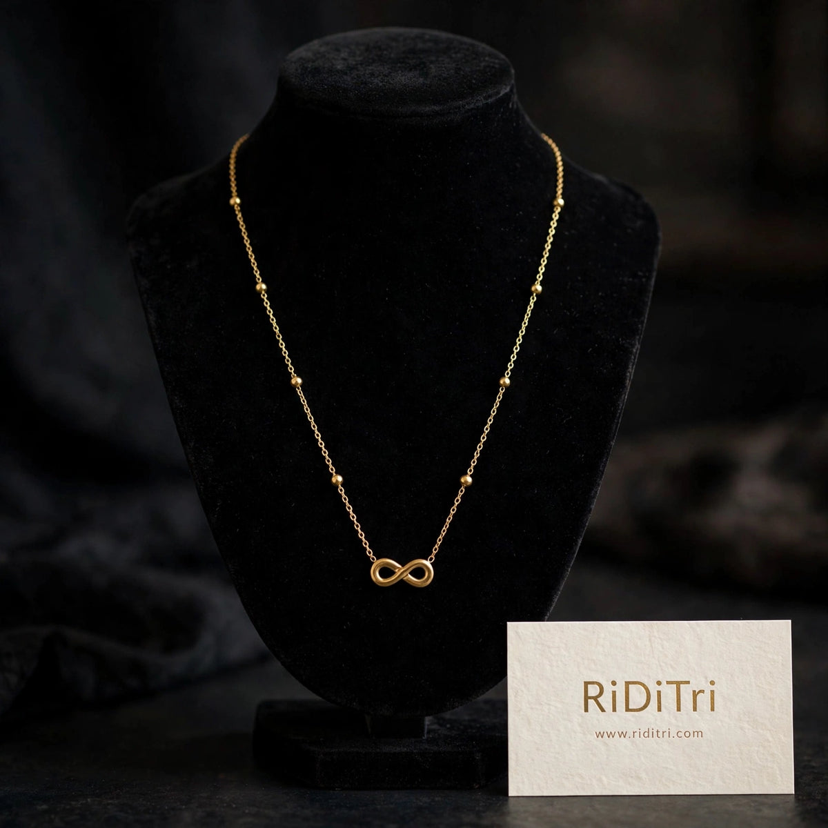 Viral Infinity Chain