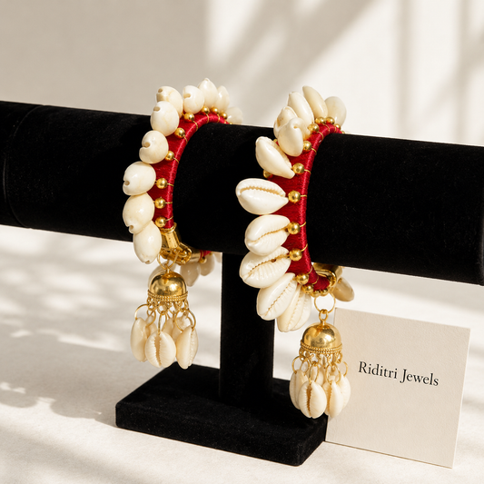Shell Free Size Bracelet- Red