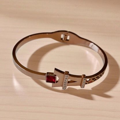 Anti Tarnish Eiffel Tower Bracelet
