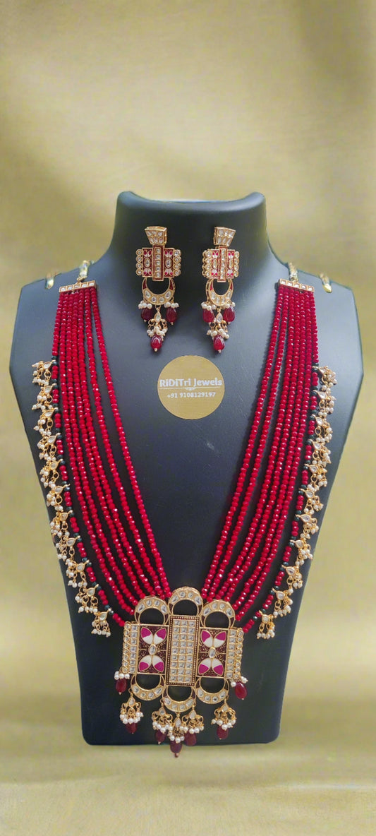 Aavita Red Necklace Set