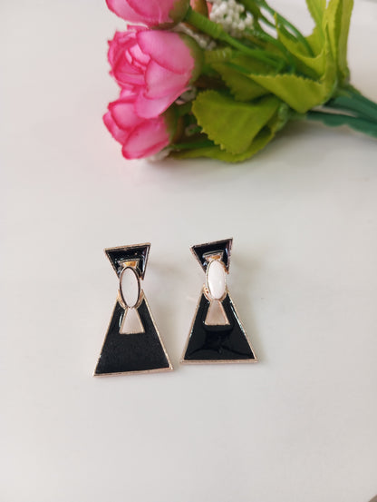 Hanging Earrings Black with Rose Gold Base