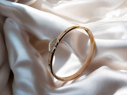 Anti Tarnish Om Bracelet