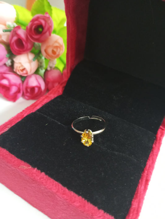 Oval Shape Stone Ring- Yellow and Silver Color