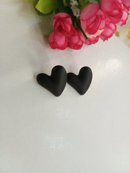 Cute Heart Shaped Matte Finish Studs Earrings- Black