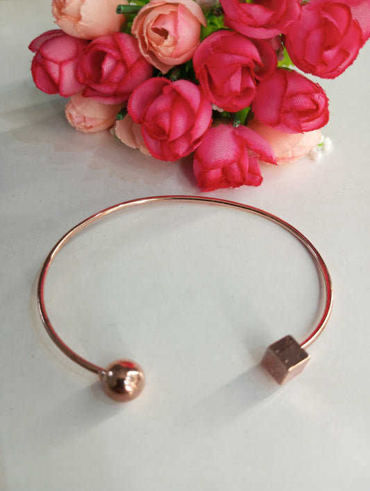 Small Circle and Square Design Rose Gold Adjustable Bracelet