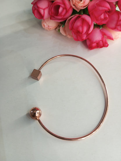 Small Circle and Square Design Rose Gold Adjustable Bracelet