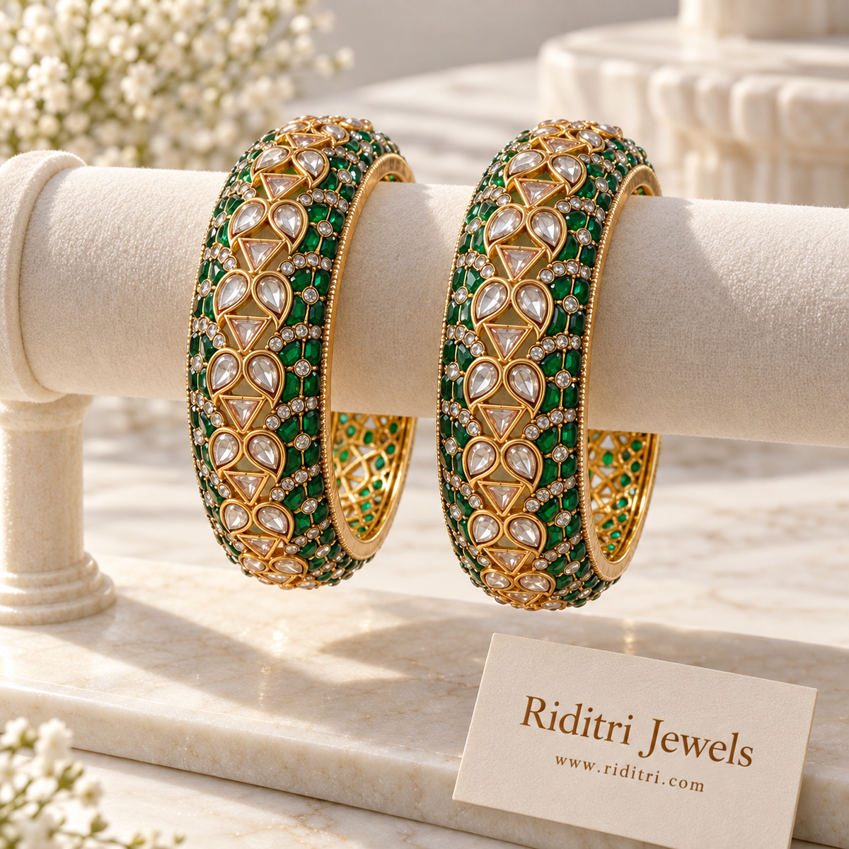 Panna Kundan Bangles – Emerald Green (Set of 2)