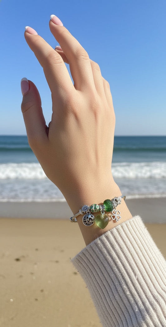 Green Silver Adjustable Bracelet v1