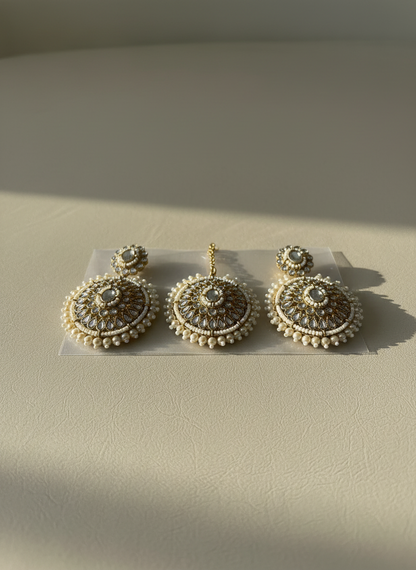 Ayesha Earrings with Maang Tika