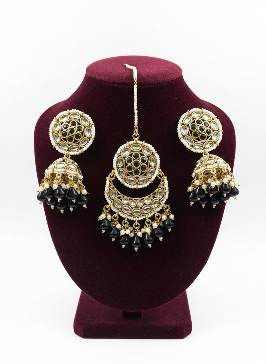 Noora Black Earrings with Maang Tika