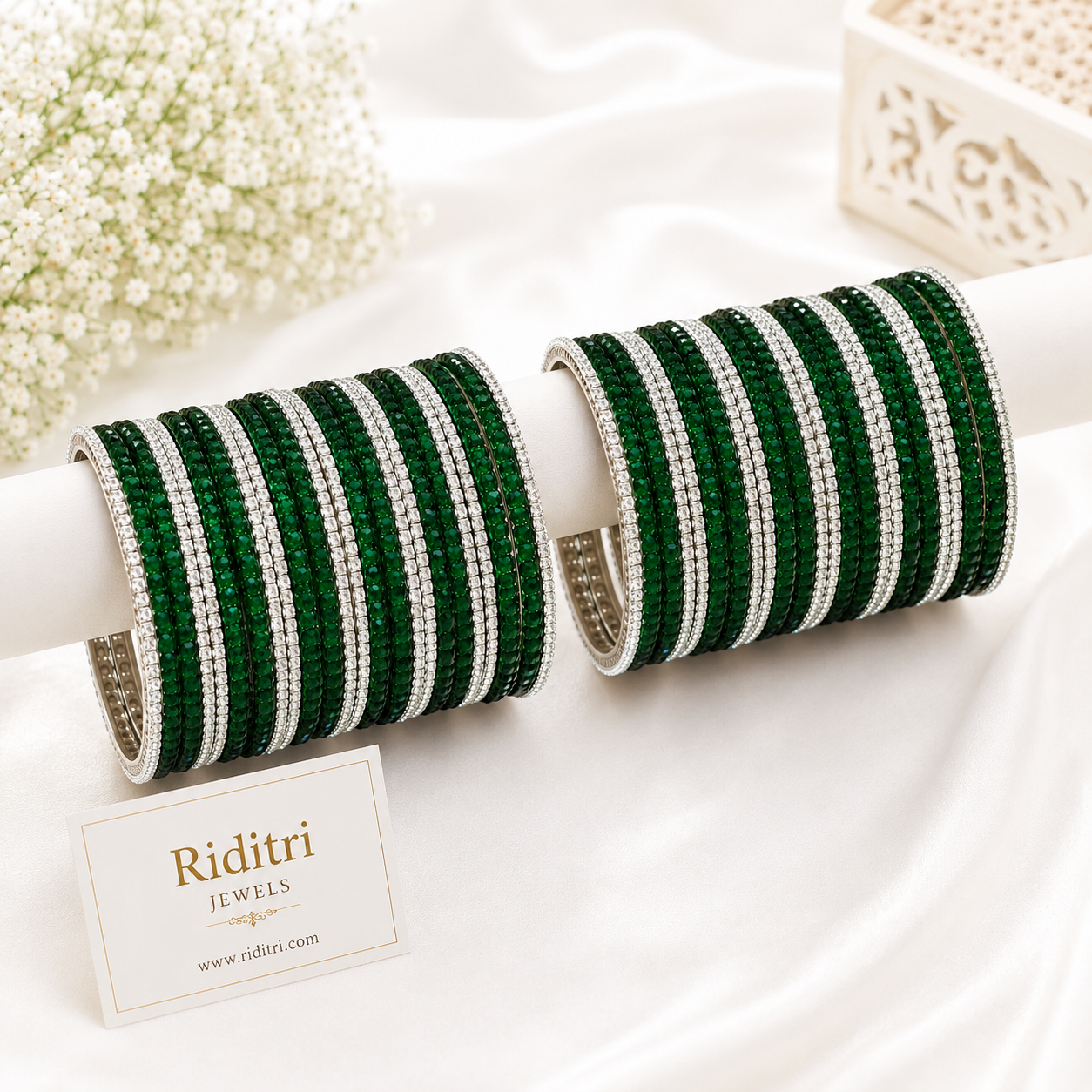 Viral Green Rain Glass Bangle Set