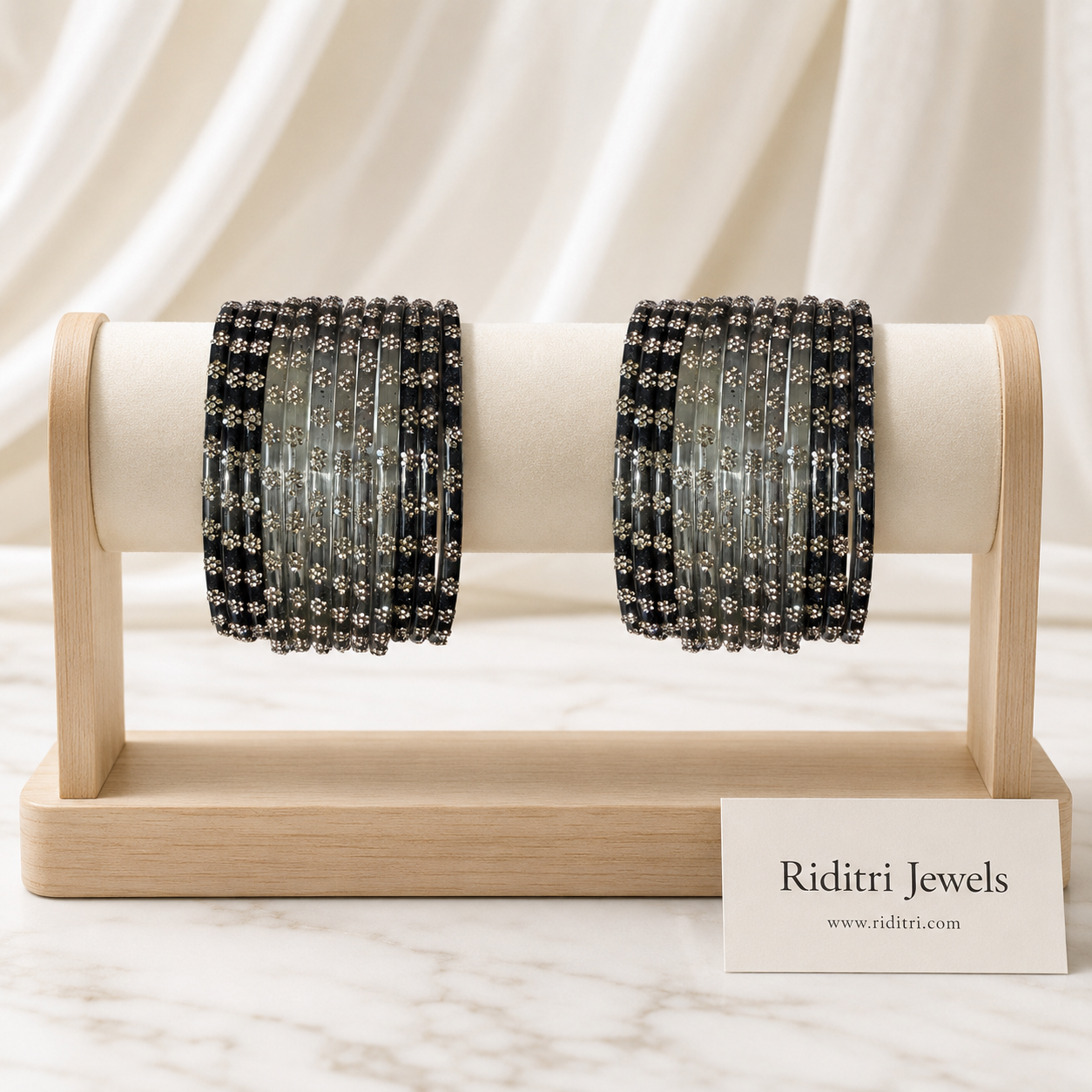Flower Design Glass Bangles-Black and Gray