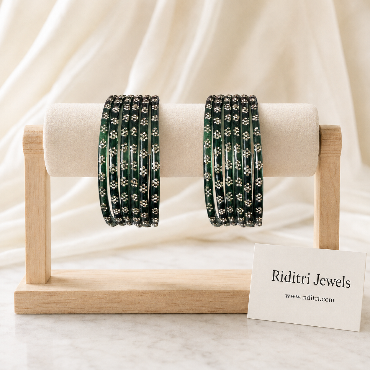 Flower Design Glass Bangles-Green