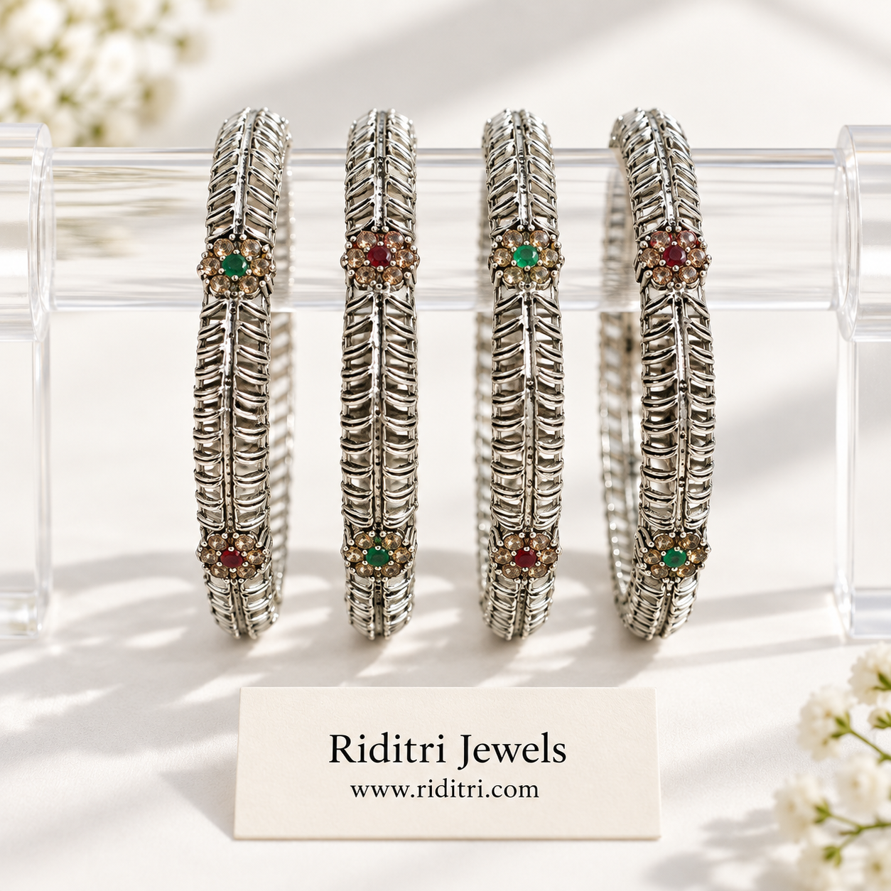 Nivante Oxidized Bangles Set