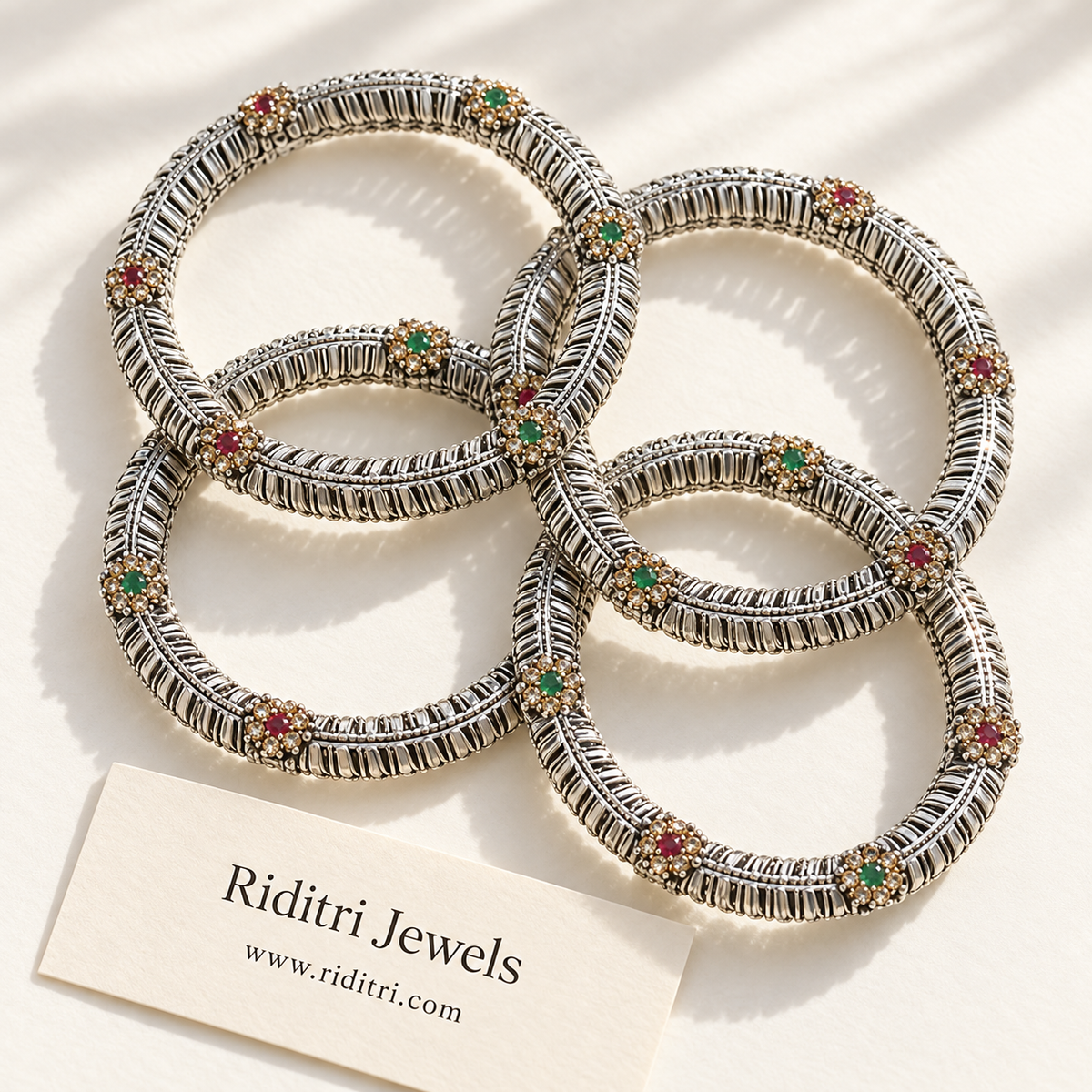 Nivante Oxidized Bangles Set