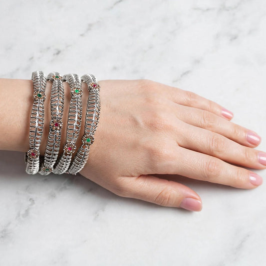 Nivante Oxidized Bangles Set